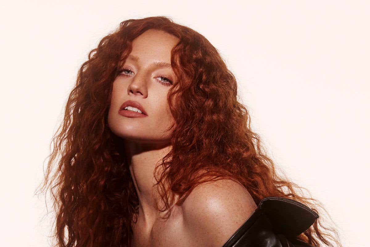 Jess Glynne Headshot