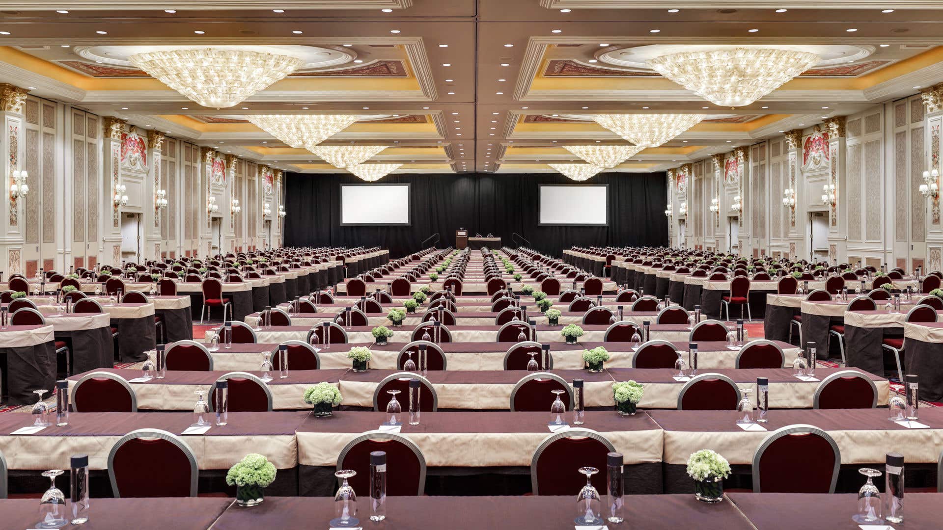 interior of the Delfino meeting space at the Venetian